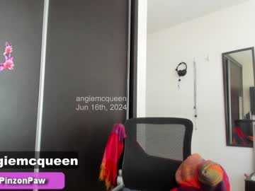 girl Cam Girls Free with angie_mcqueen