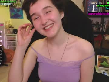 girl Cam Girls Free with frogessjay