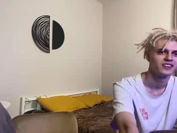 couple Cam Girls Free with mcmikie