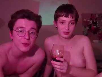 couple Cam Girls Free with bella_heartbreak