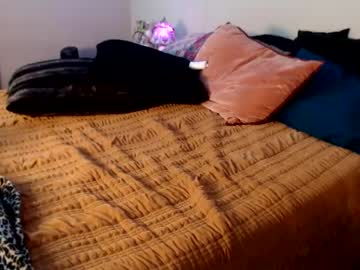 couple Cam Girls Free with croxfox