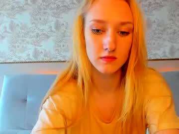 couple Cam Girls Free with monica_small