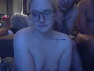 couple Cam Girls Free with we_freaky361