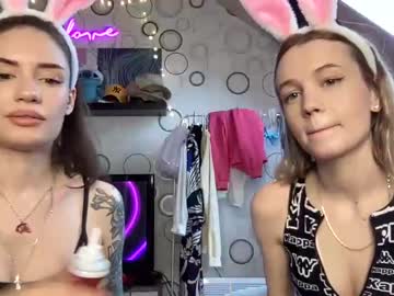 couple Cam Girls Free with sweetpaw_paw