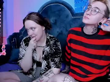 couple Cam Girls Free with shypreettygirl