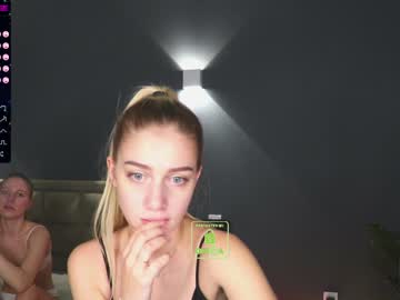 couple Cam Girls Free with crystal_sunset
