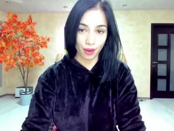 girl Cam Girls Free with raquelle_star