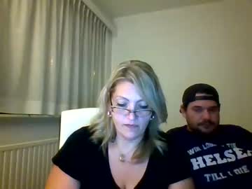 couple Cam Girls Free with twisted_trish