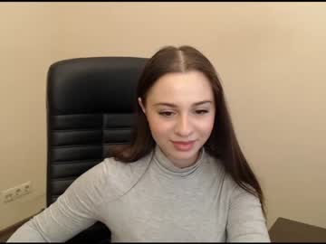 girl Cam Girls Free with milllie_brown
