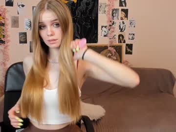 girl Cam Girls Free with devy_twinkle