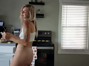 girl Cam Girls Free with riahhmariee