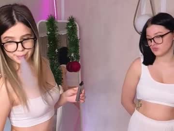 couple Cam Girls Free with phyllisheart