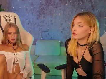 couple Cam Girls Free with dream_show_054