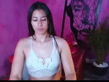 girl Cam Girls Free with maddy_perez