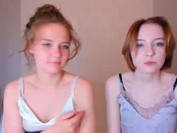 couple Cam Girls Free with twinky_s